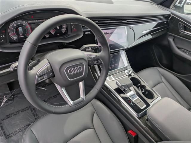 2025 Audi Q8