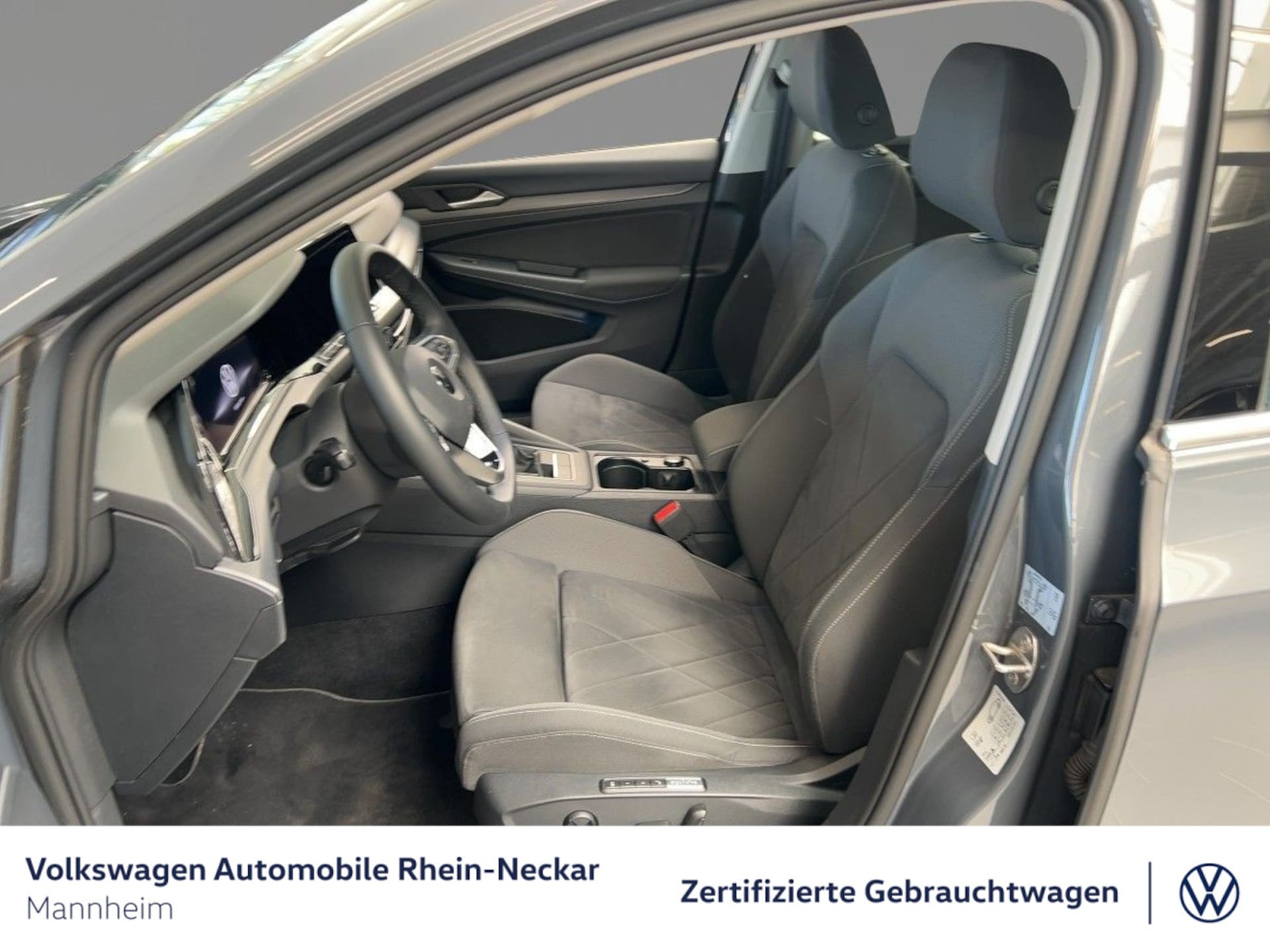 Volkswagen Golf Style