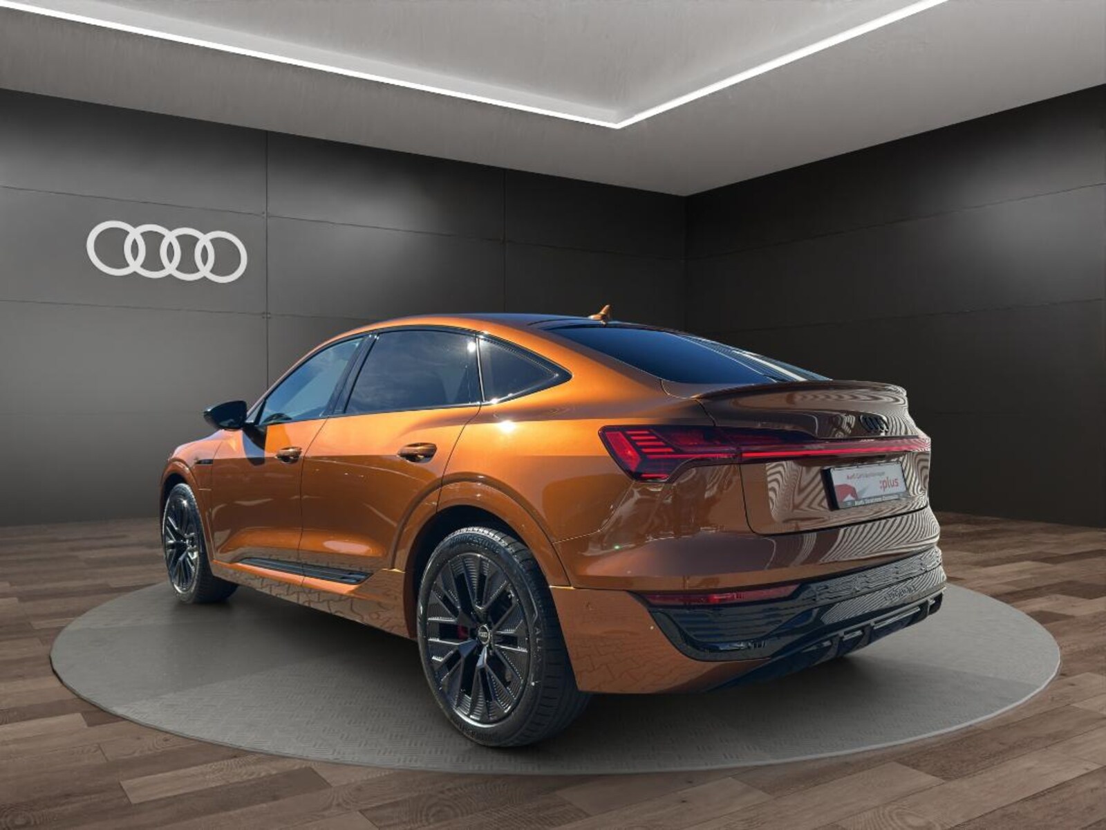 Audi Q8 Sportback e-tron – Bild 8