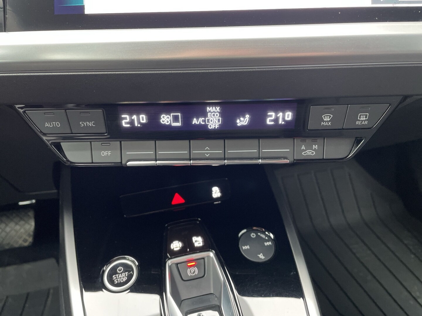 Image about Audi Q4 e-tron 40 e-tron