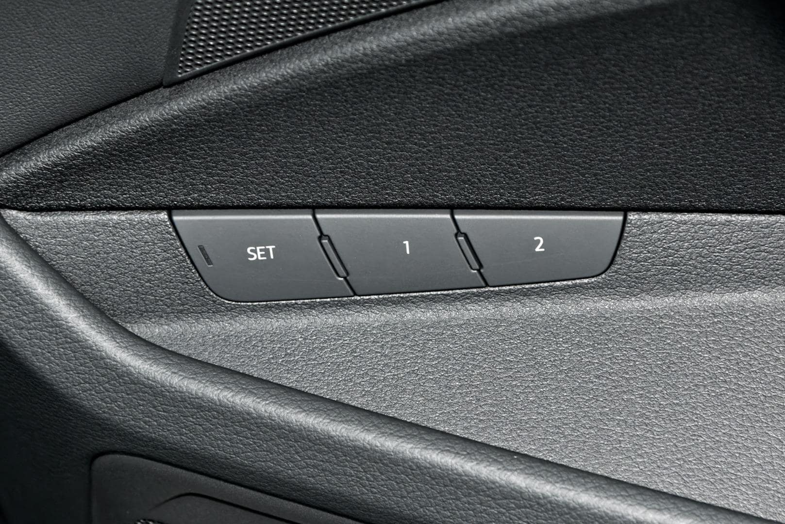 Image about Audi Q8 Sportback e-tron 55 e-tron quattro S line 300,00 kW