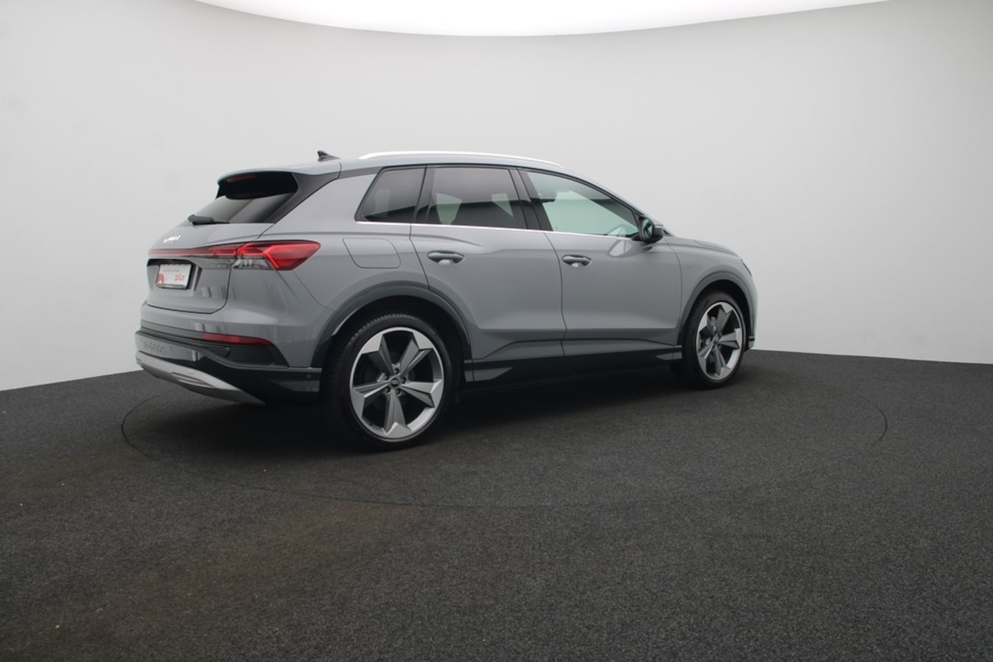 Bild über Audi Q4 e-tron 40 e-tron - für weitere Informationen kontaktieren Sie den Audi Partner