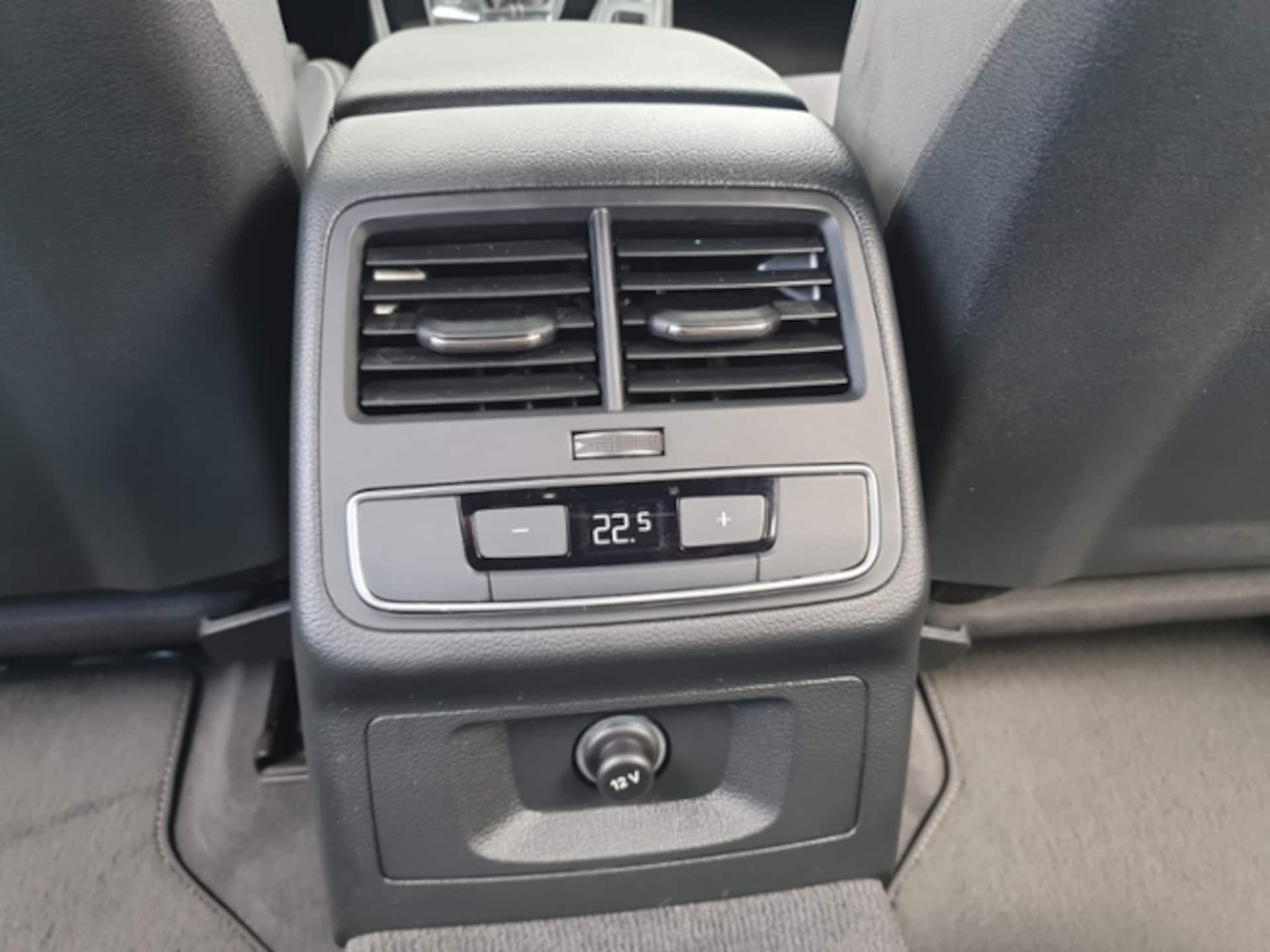 Audi A4 Avant S line