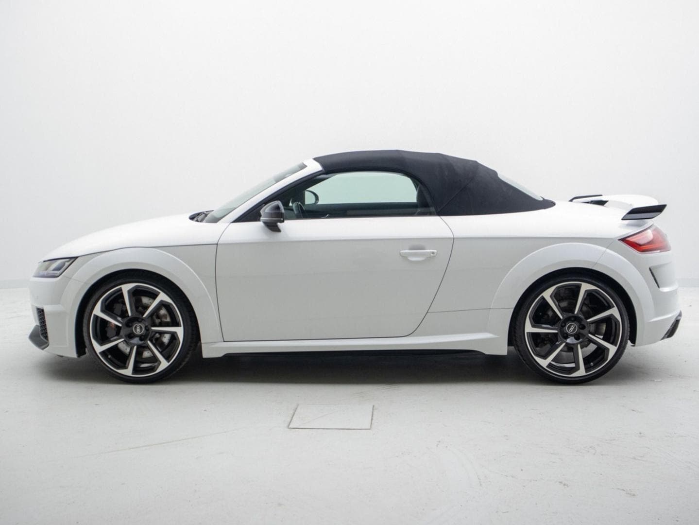 Image about Audi TT RS Roadster TFSI quattro S tronic