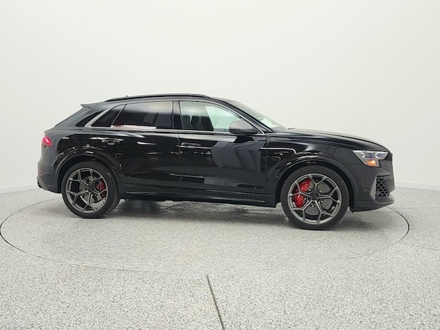 2026 Audi RS Q8 SUV performance