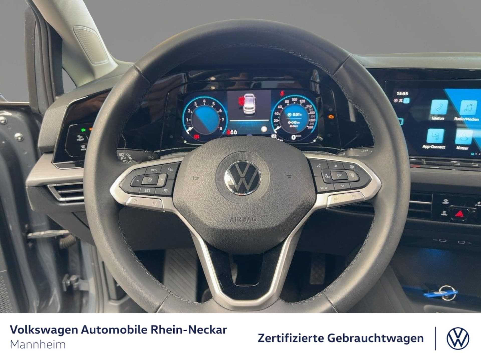 Volkswagen Golf Style