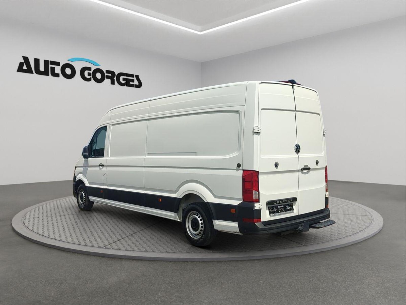 Volkswagen Crafter Kasten langer Radstand – Bild 3