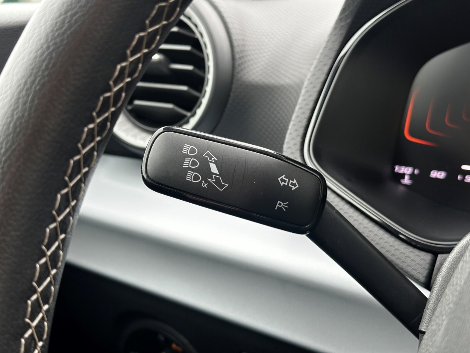 SEAT Arona – Bild 13
