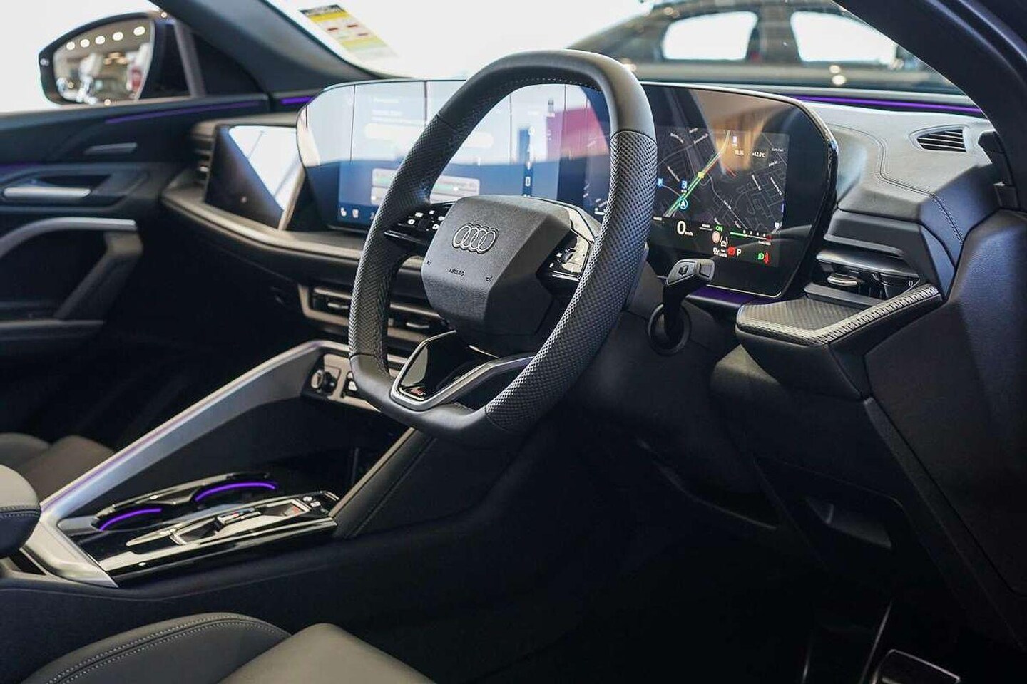 Image about Audi Q5 SUV e-hybrid quattro S tronic