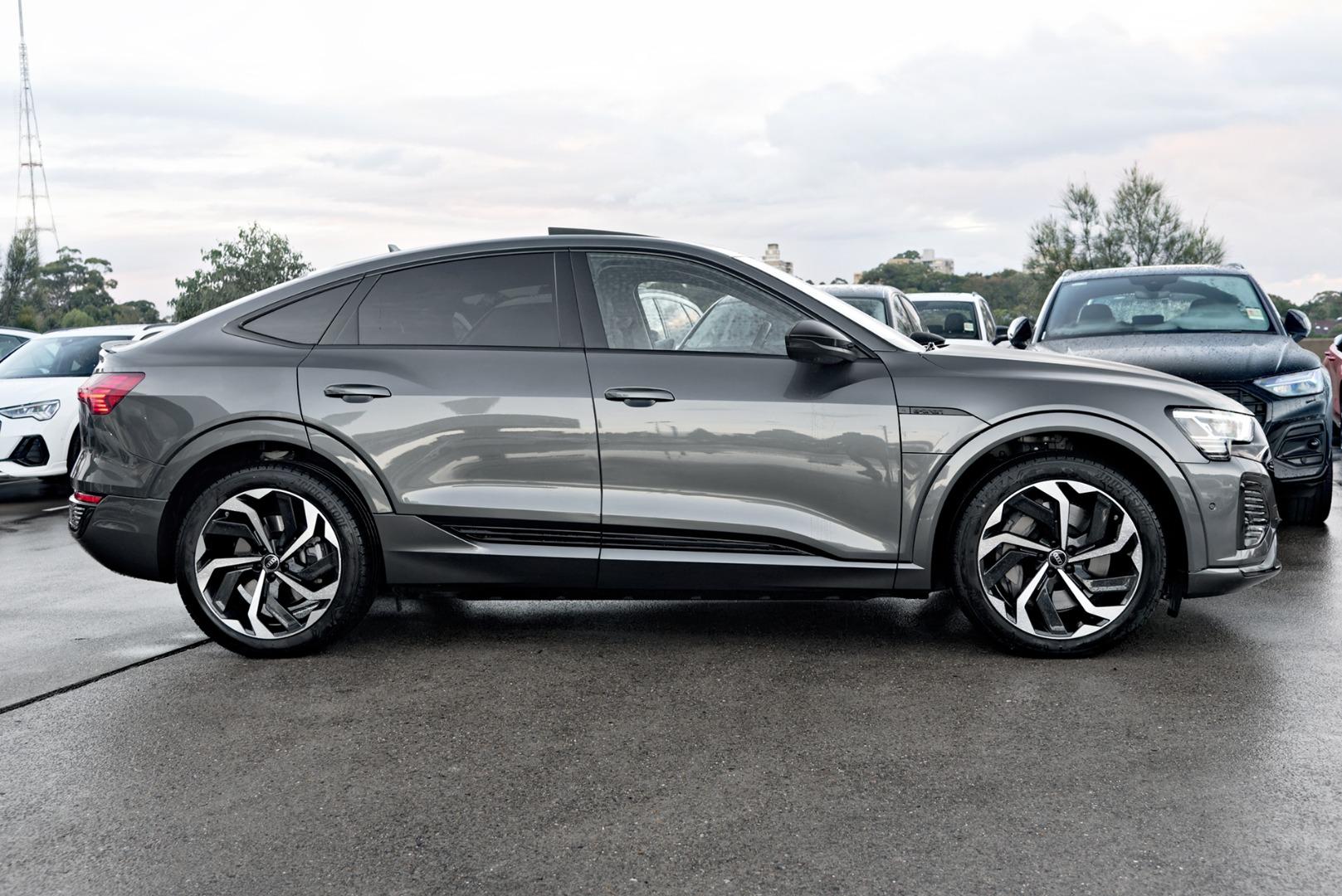 Image about Audi Q8 Sportback e-tron 55 e-tron quattro S line 300,00 kW