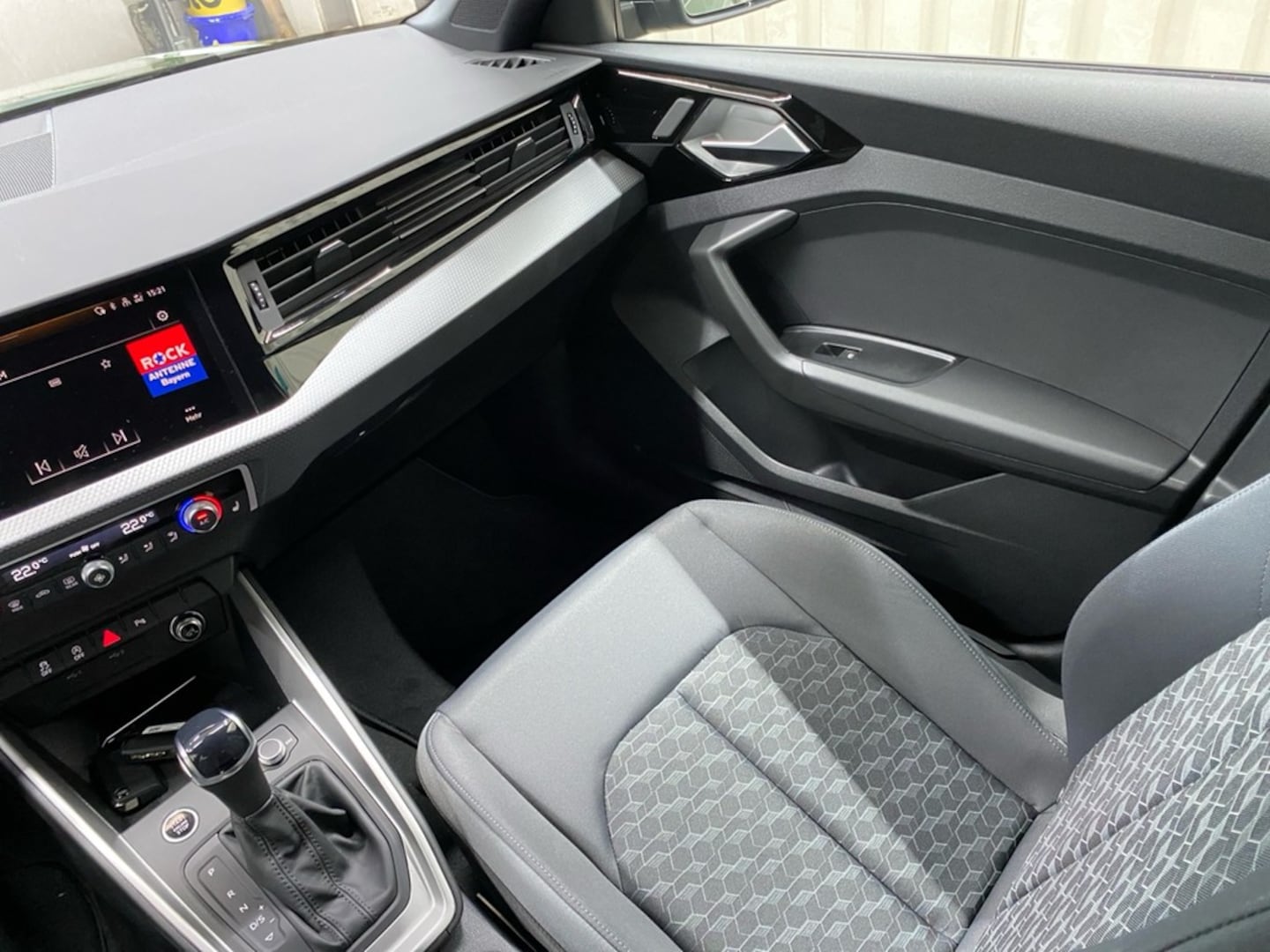 Bild über Audi A1 Sportback advanced 25 TFSI S tronic - für weitere Informationen kontaktieren Sie den Audi Partner