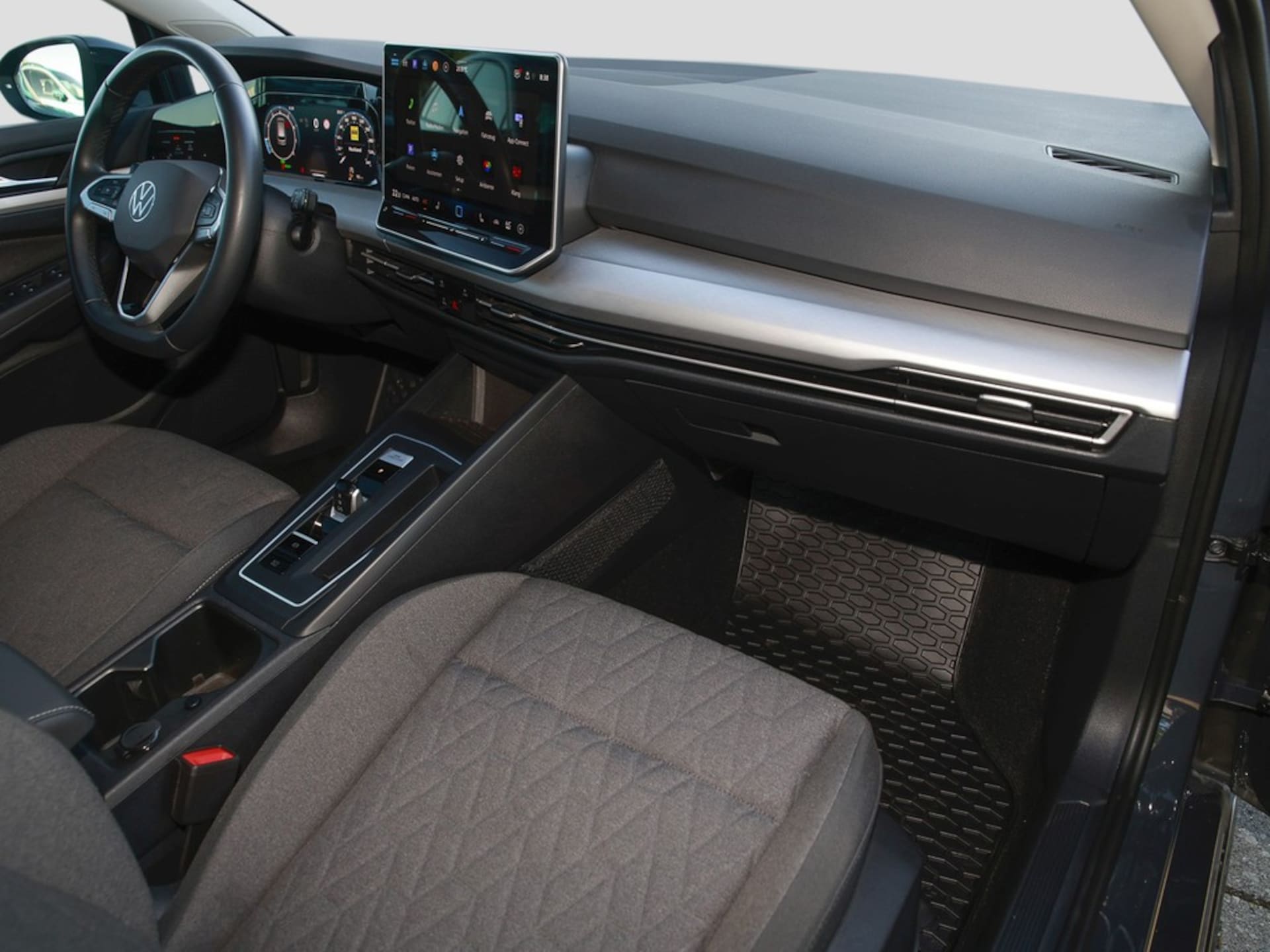 Volkswagen Golf Variant Life