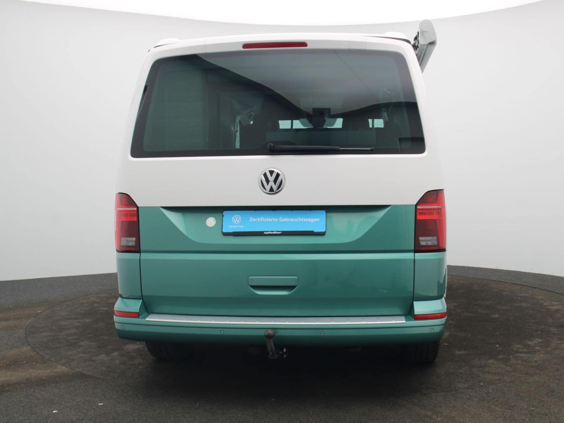 Volkswagen T6.1 California Coast
