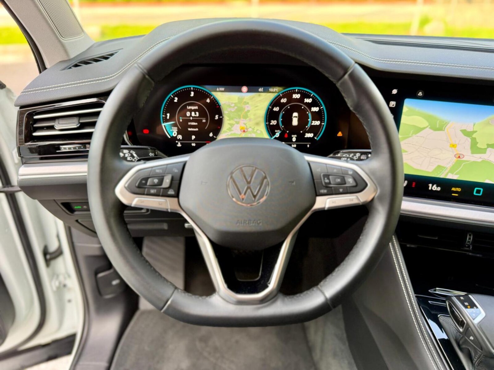 Volkswagen Touareg – Bild 12