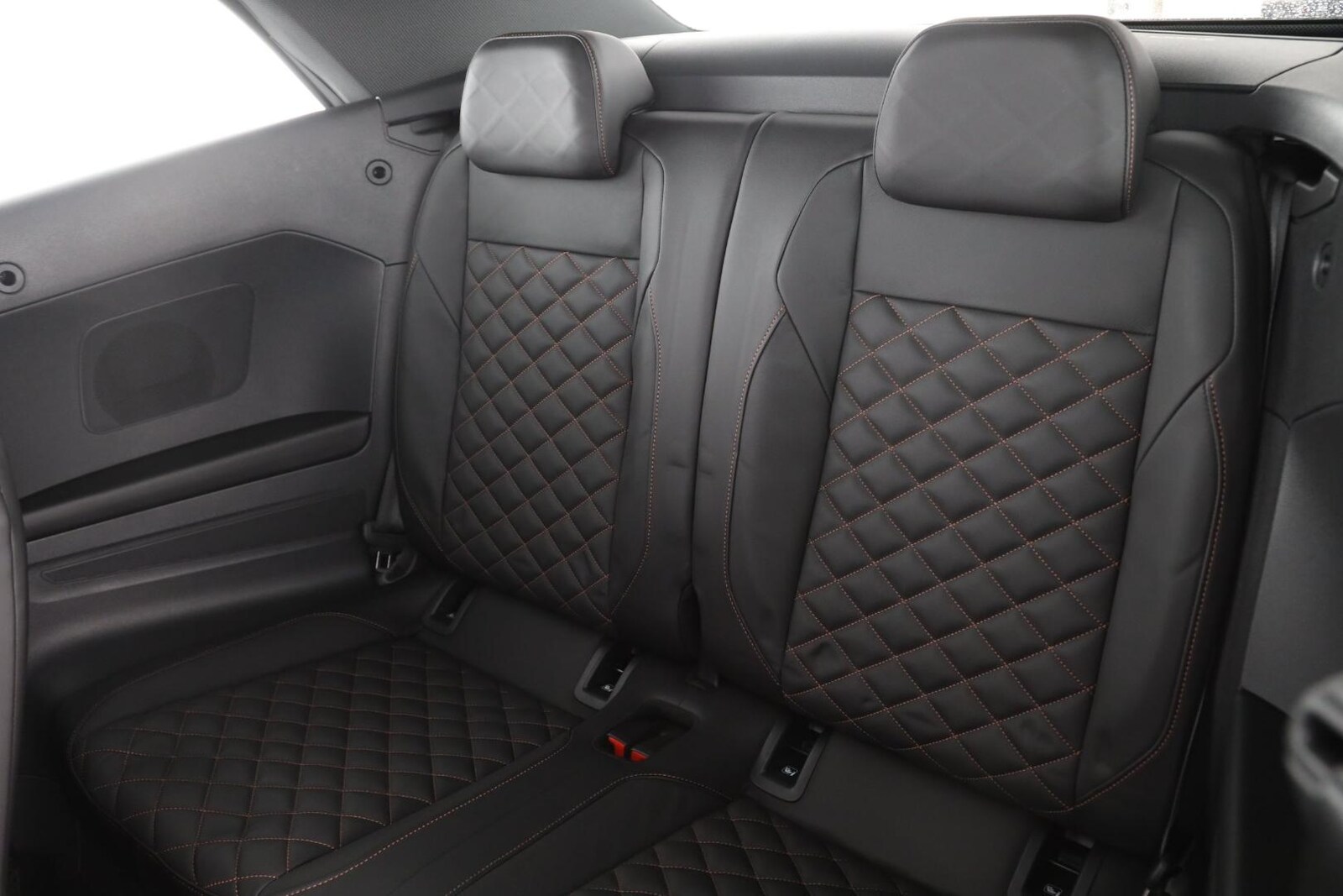 Volkswagen T-Roc Cabriolet – Bild 13