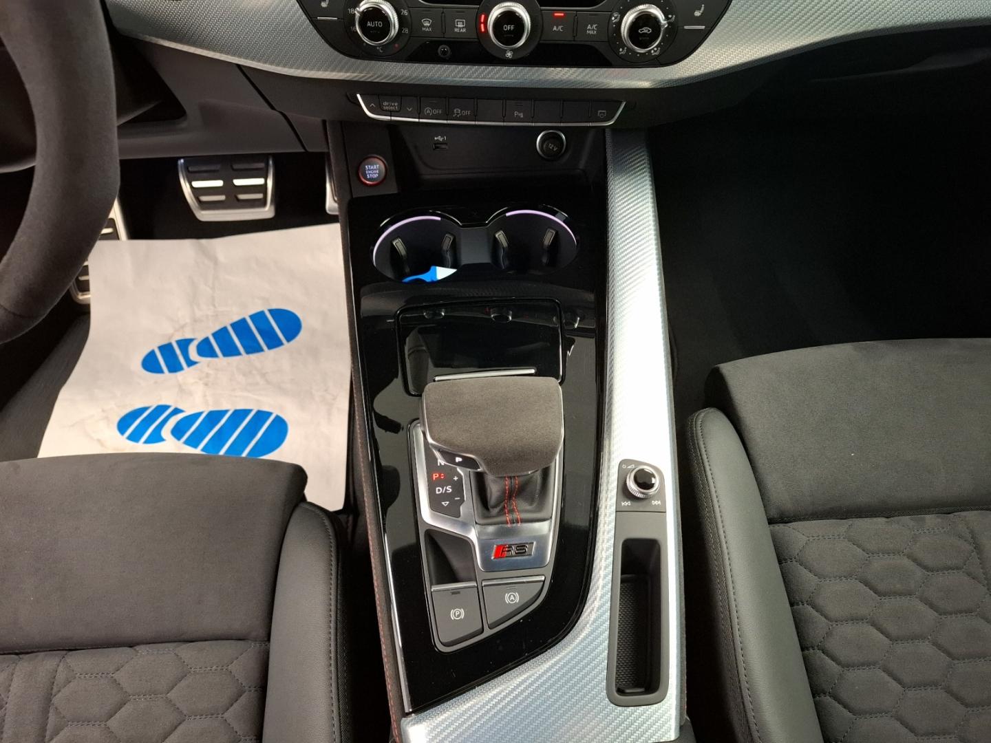 Image about Audi RS 4 Avant TFSI quattro tiptronic
