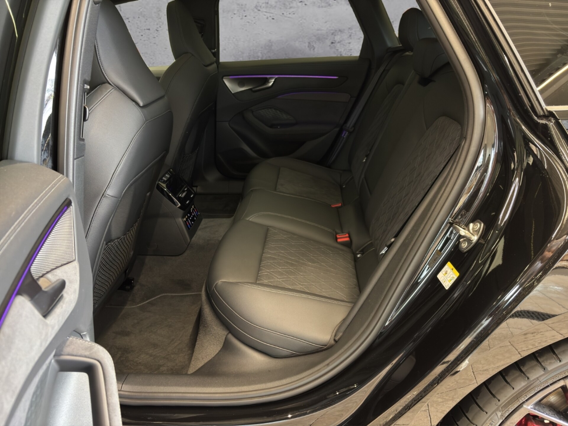 Audi A6 Avant edition one