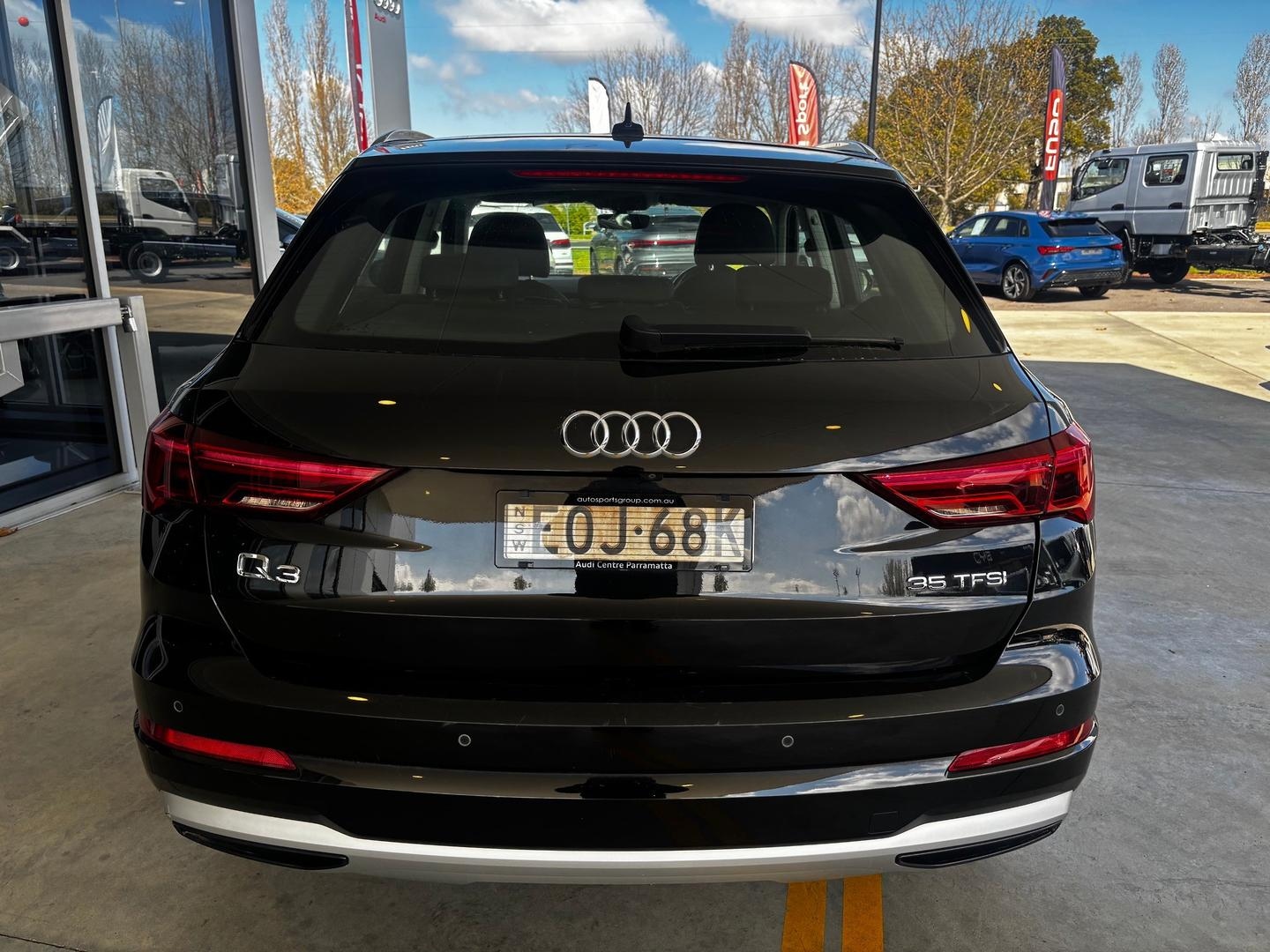 Image about Audi Q3 35 TFSI S tronic