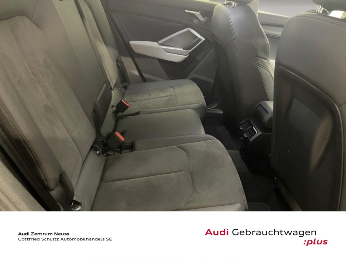 Bild über Audi Q3 Sportback TFSI e S line 45 TFSI e S tronic - für weitere Informationen kontaktieren Sie den Audi Partner