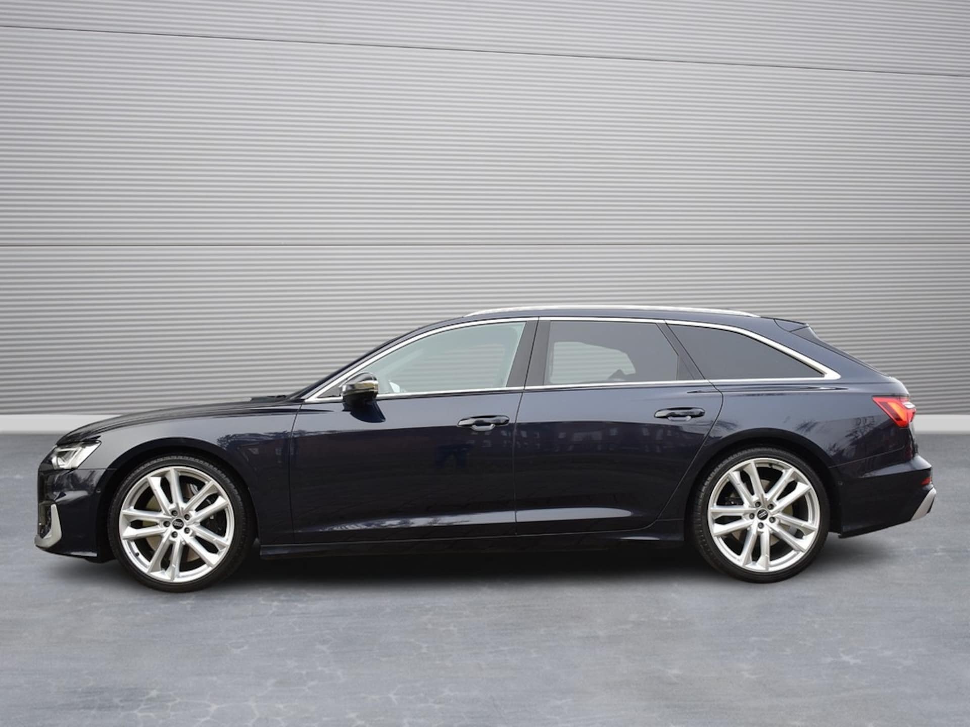 Audi S6 Avant