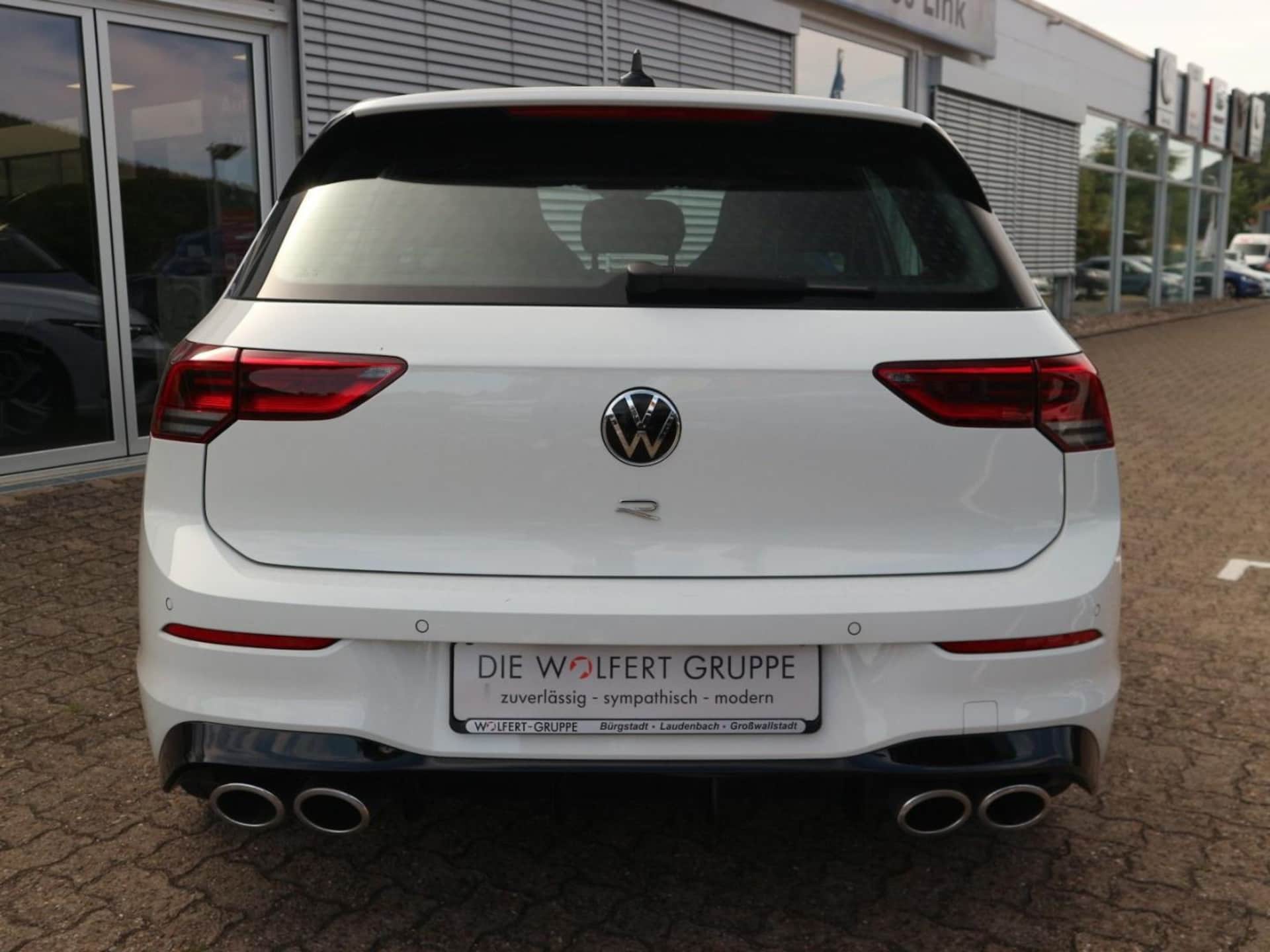 Volkswagen Golf R