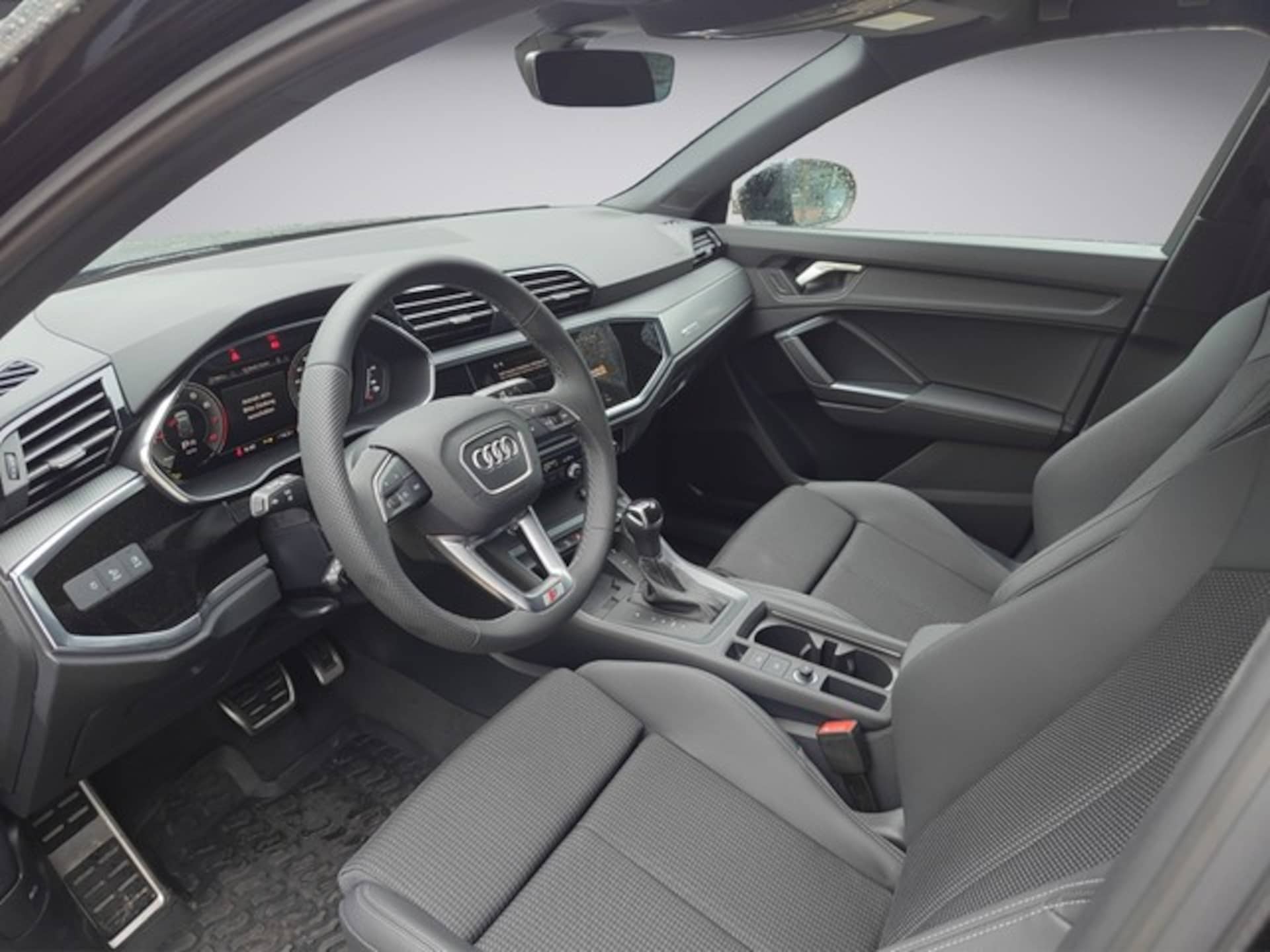 Audi Q3 SUV S line