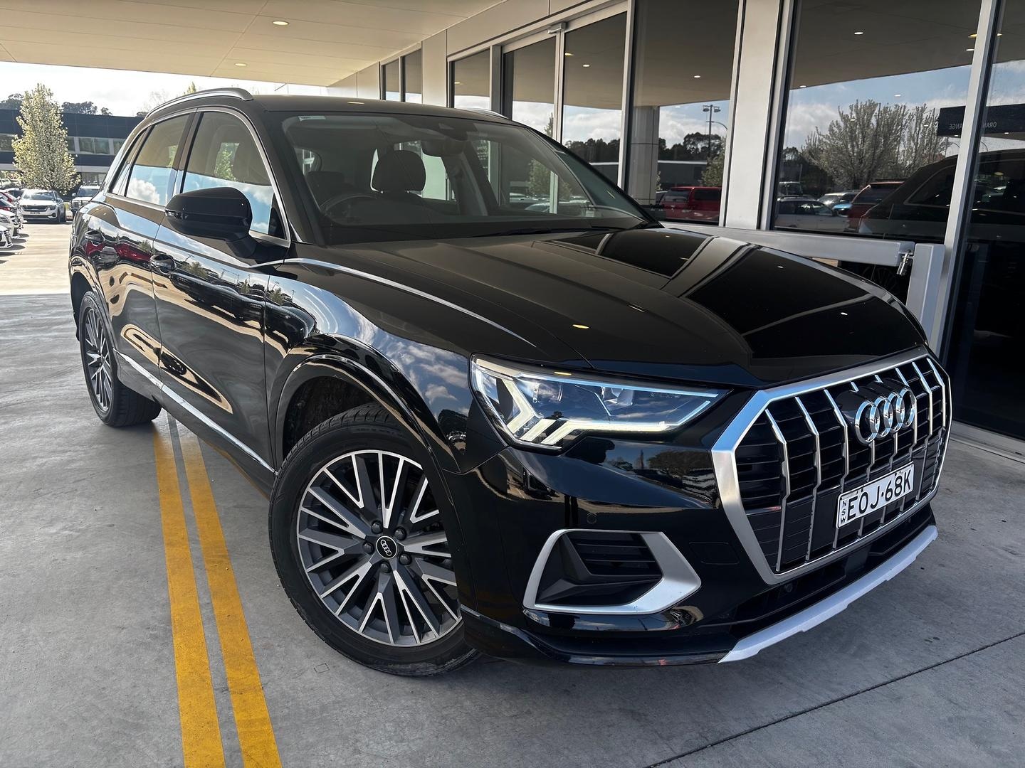Image about Audi Q3 35 TFSI S tronic