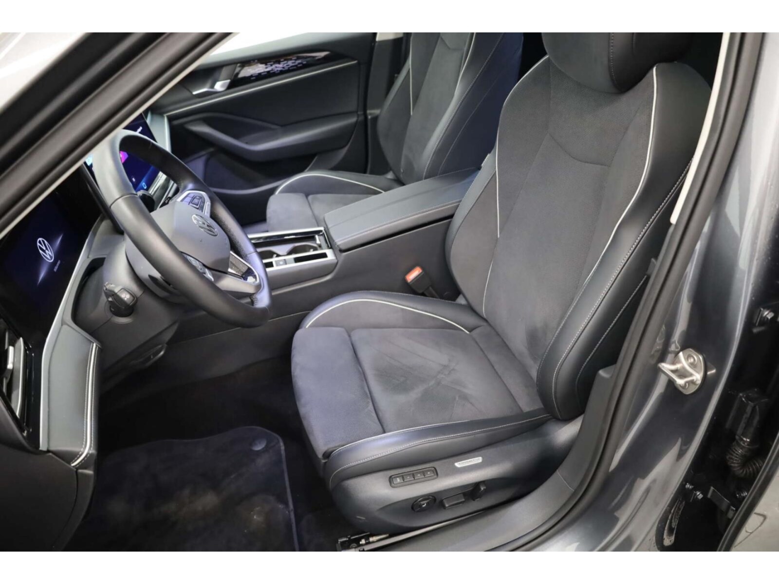 Volkswagen Passat – Bild 7