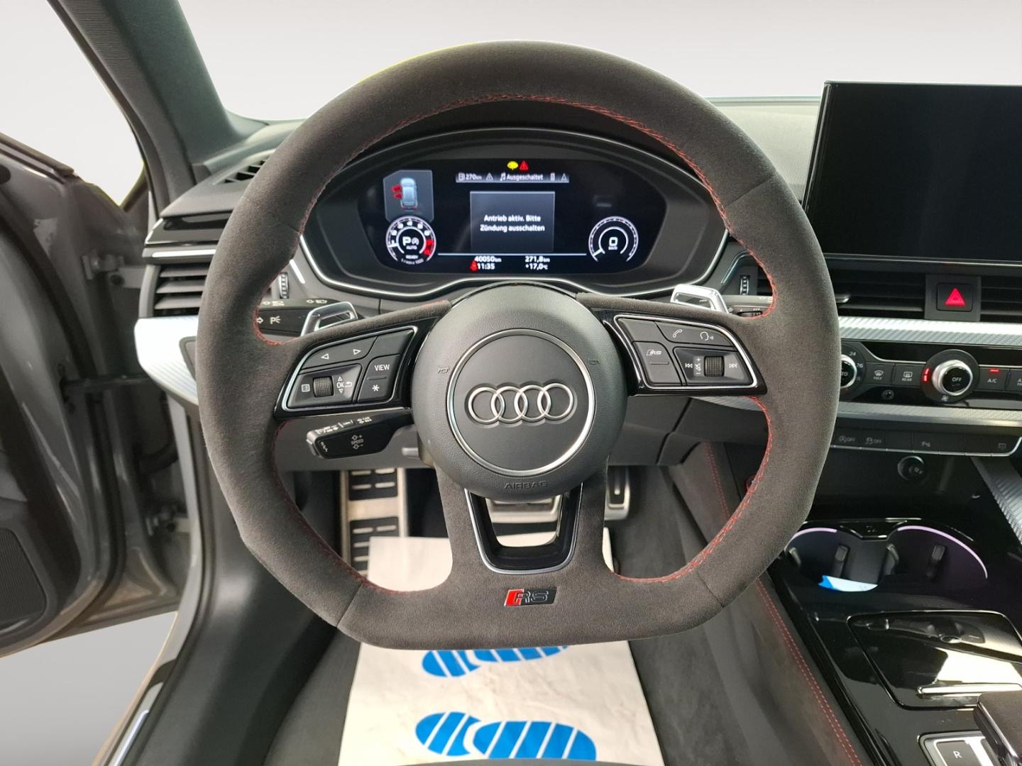 Image about Audi RS 4 Avant TFSI quattro tiptronic