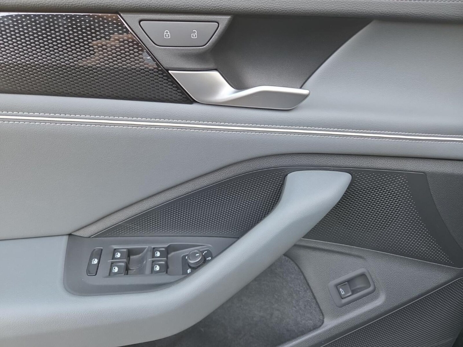 Volkswagen Passat – Bild 18