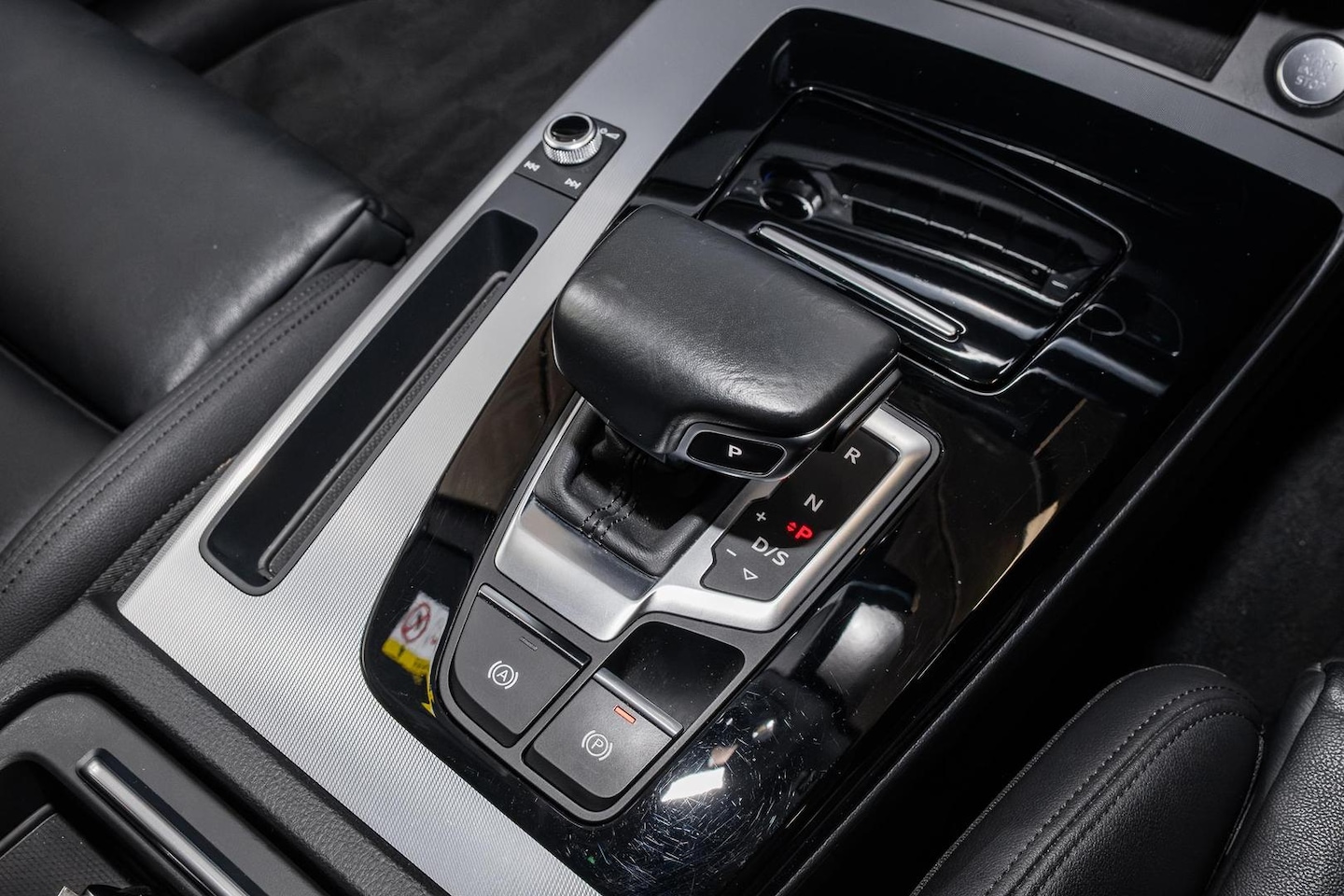 Image about Audi Q5 Sportback 40 TDI quattro S tronic