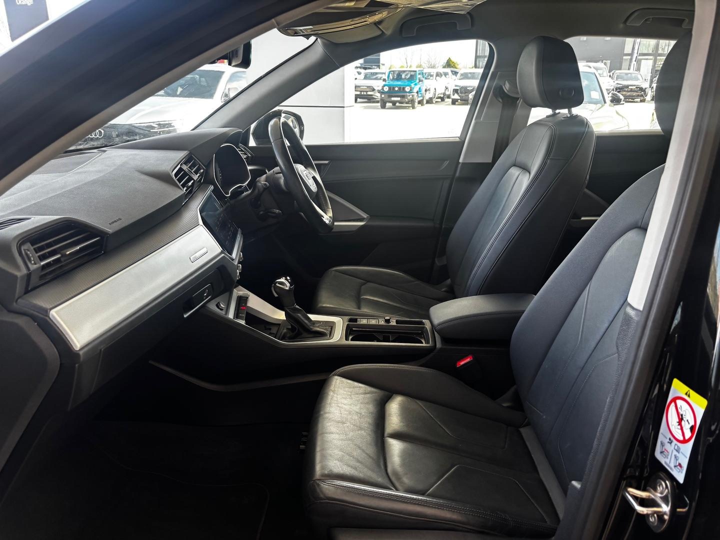 Image about Audi Q3 35 TFSI S tronic