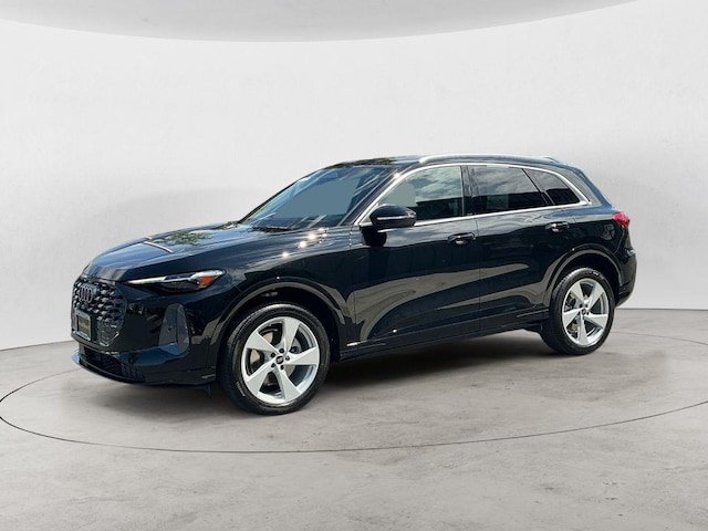 Photo of 2025 Audi Q5
