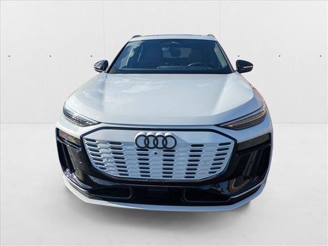 2025 AUDI SQ6 - Image 2