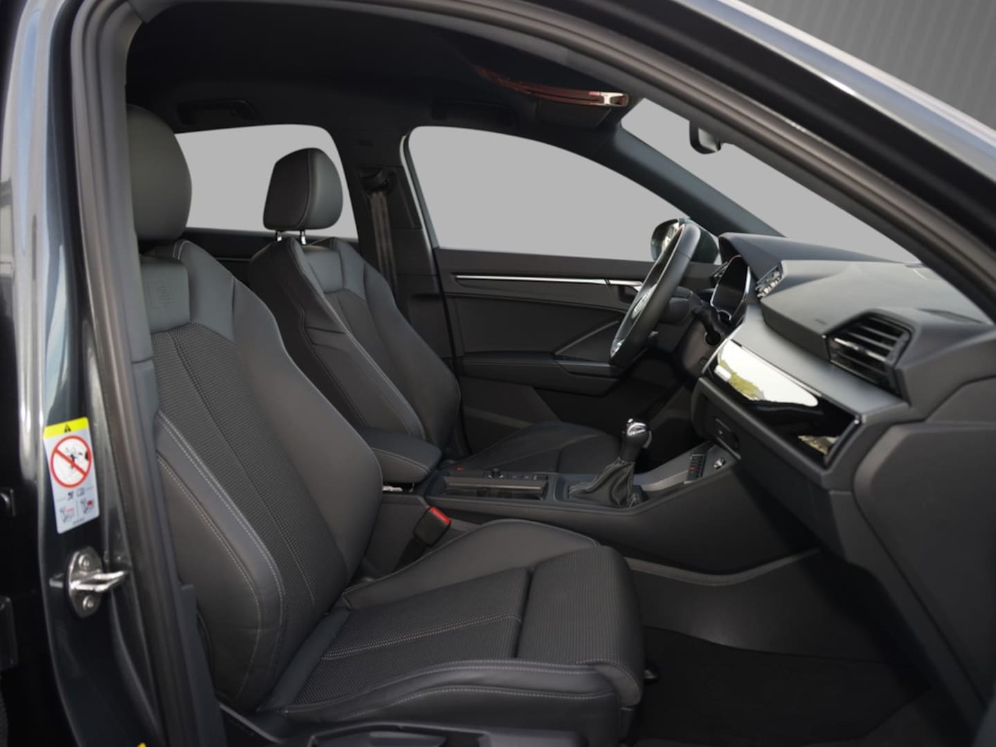 Bild über Audi Q3 Sportback S line 40 TFSI quattro S tronic - für weitere Informationen kontaktieren Sie den Audi Partner