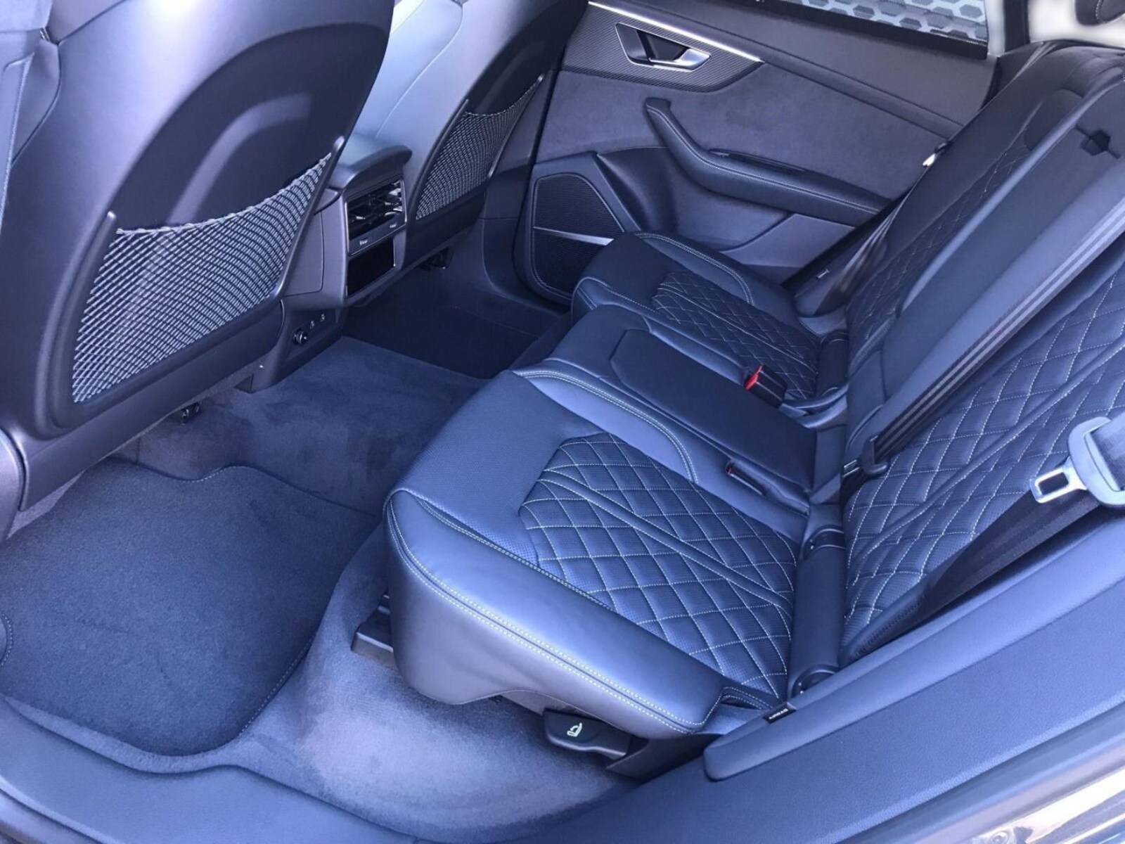 Audi SQ8 – Bild 18