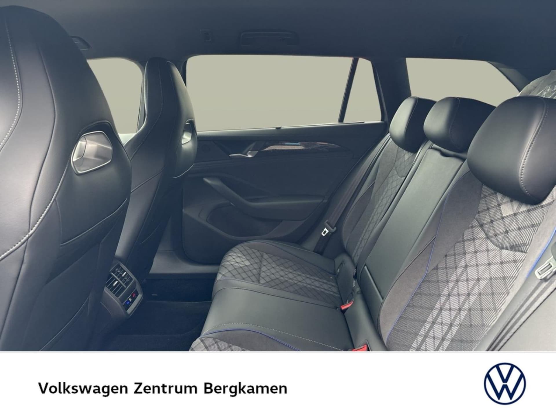 Volkswagen Passat R-Line