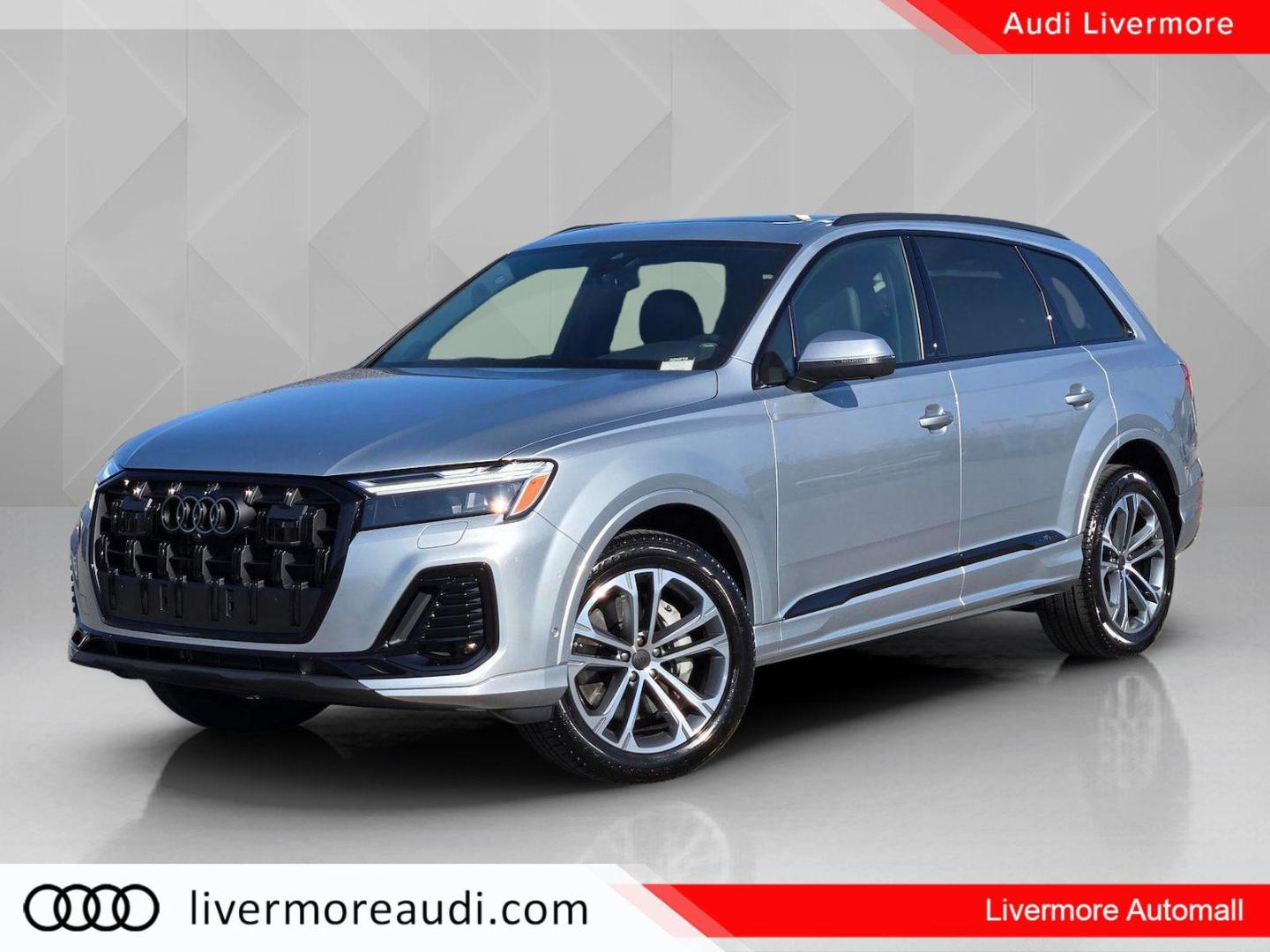 2026 Audi Q7 45 Premium Plus quattro Tiptronic's photo