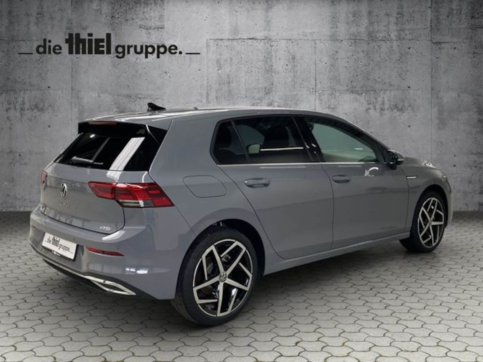 Volkswagen Golf Style