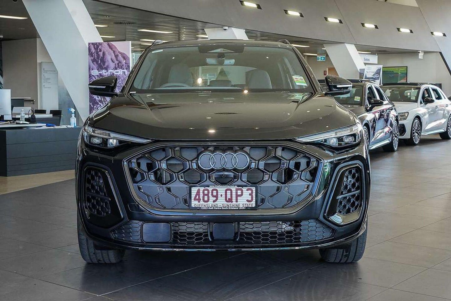 Image about Audi Q5 SUV e-hybrid quattro S tronic
