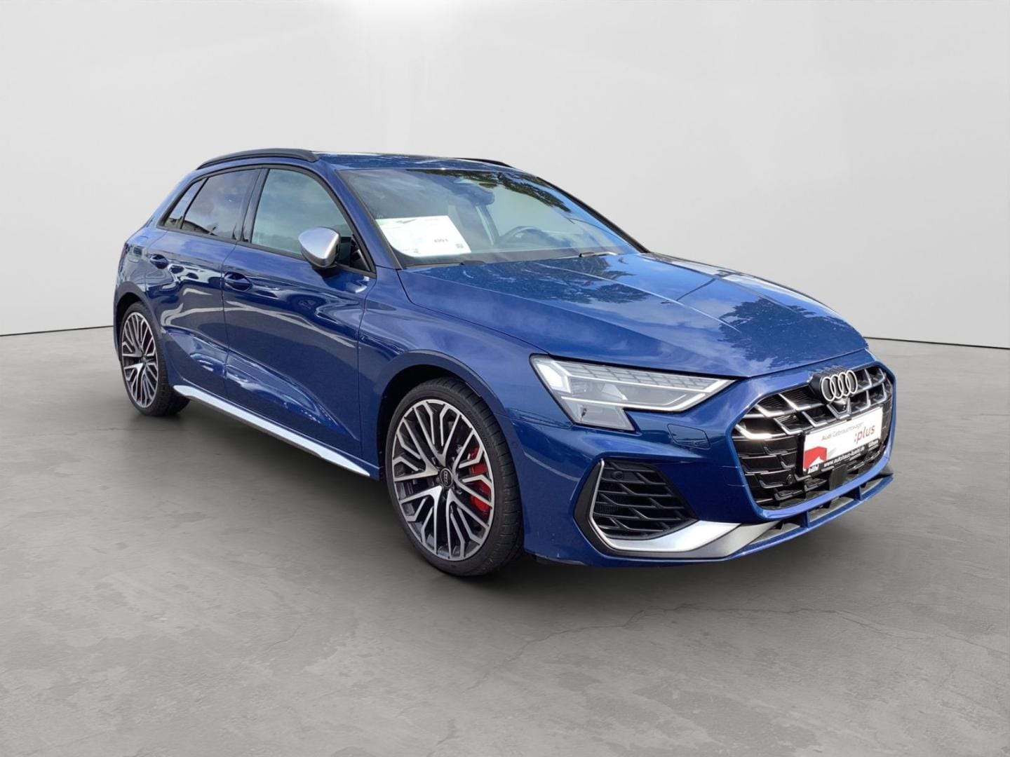 Bild über Audi S3 Sportback TFSI quattro S tronic - für weitere Informationen kontaktieren Sie den Audi Partner