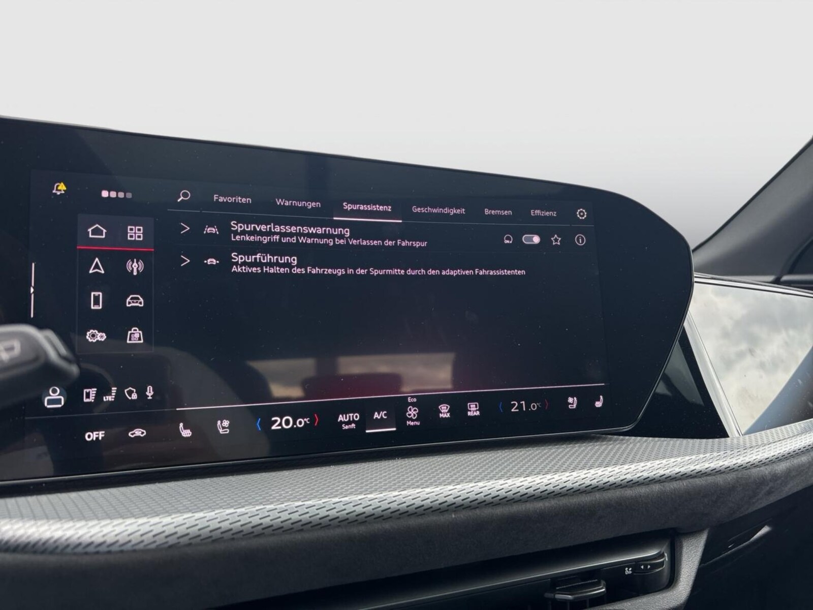 Audi SQ5 – Bild 23