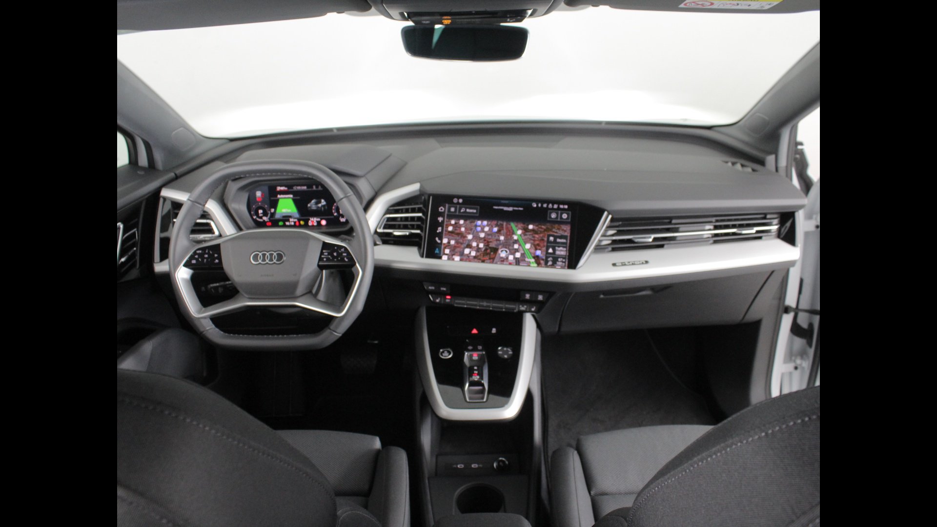 Image about Audi Q4 e-tron Business Advanced 40 e-tron 150,00 kW