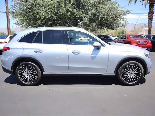 2026 Mercedes-Benz GLC 300