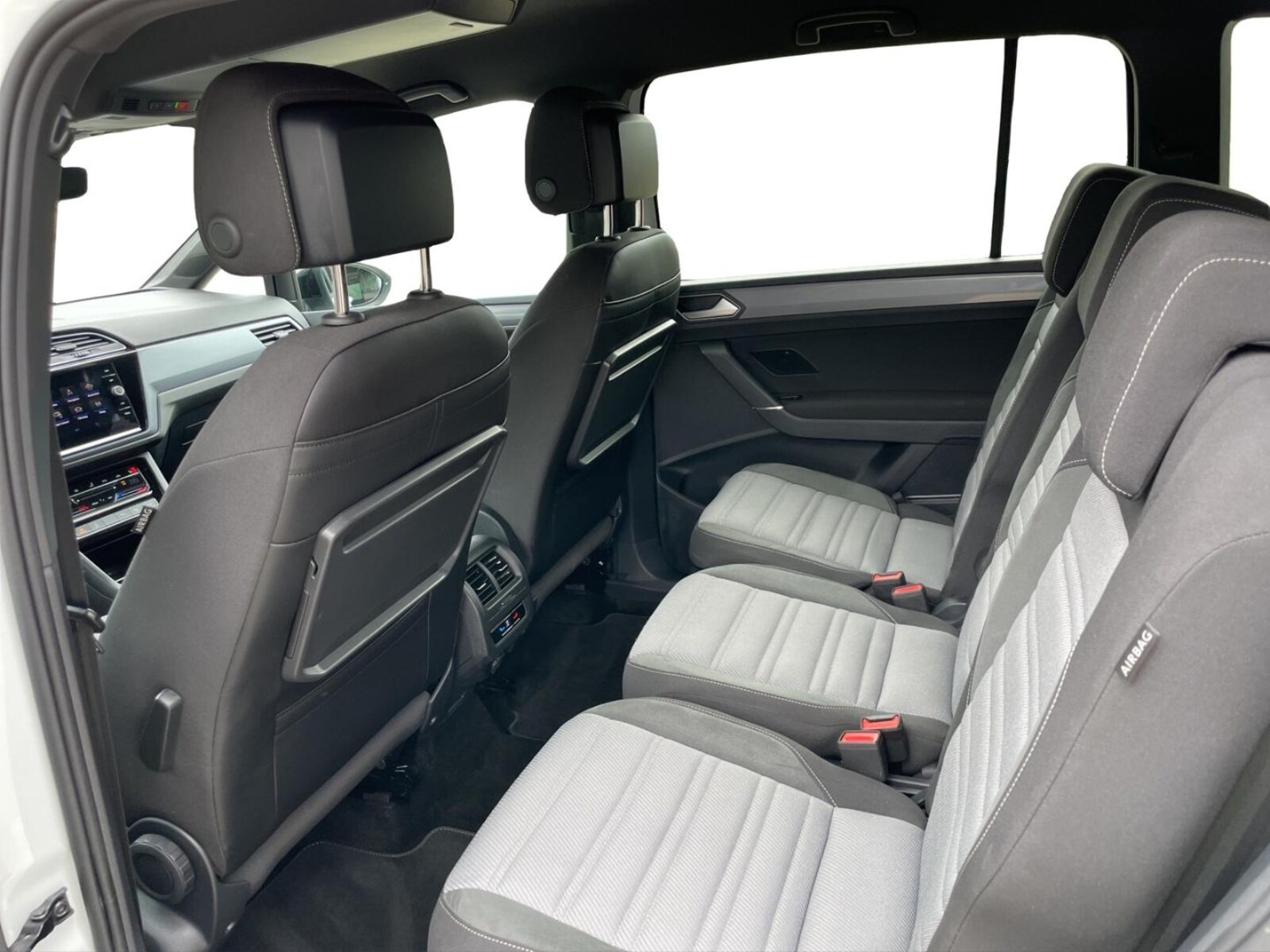 Volkswagen Touran – Bild 14