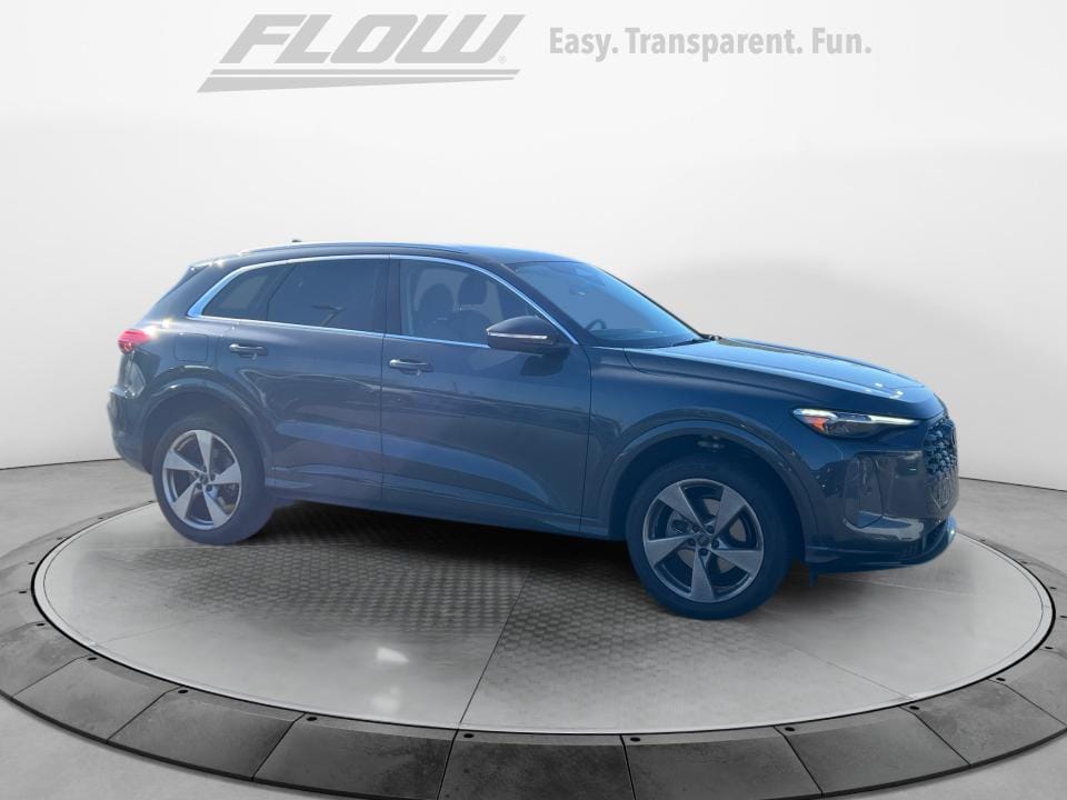 2025 Audi Q5 40 Premium Plus's photo