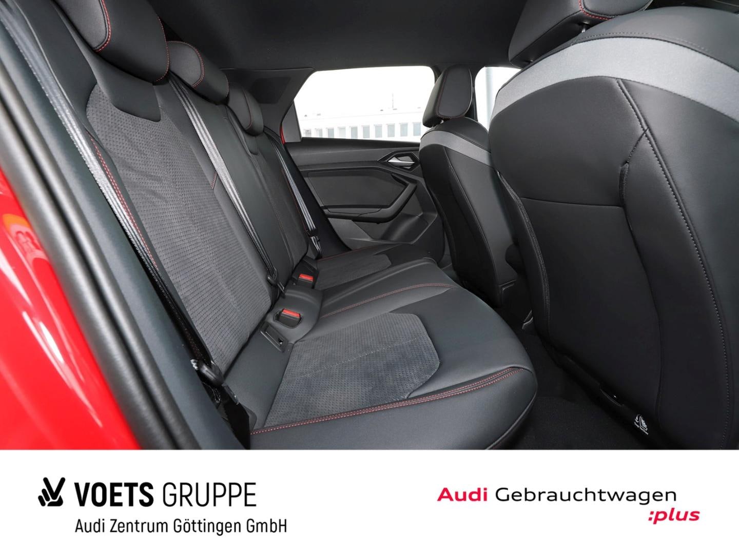 Bild über Audi A1 Sportback S line 35 TFSI S tronic - für weitere Informationen kontaktieren Sie den Audi Partner