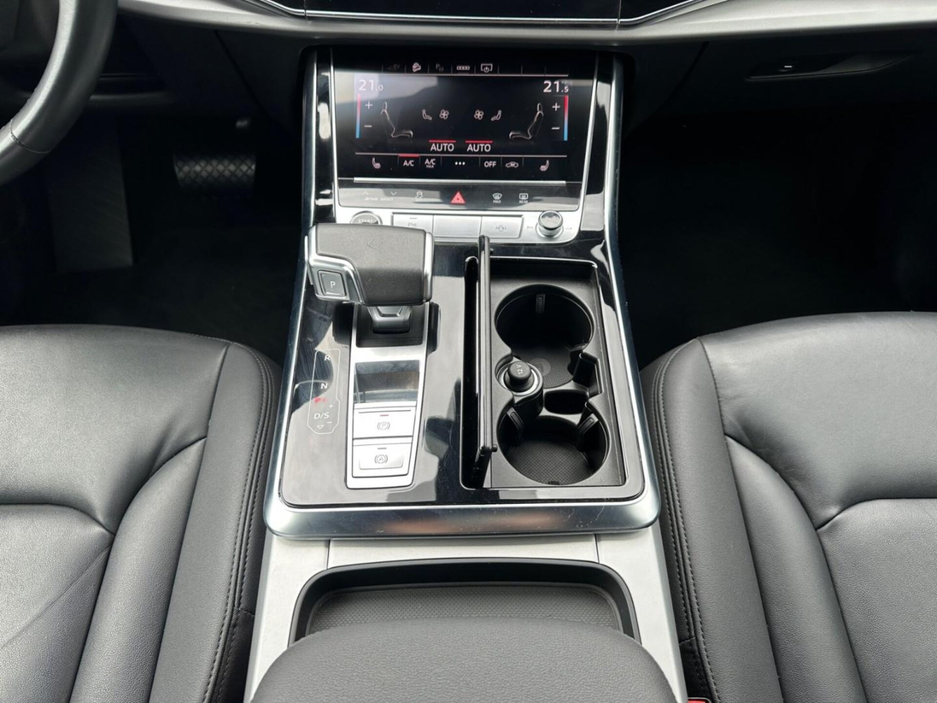 Audi Q7 SUV TFSI e S line