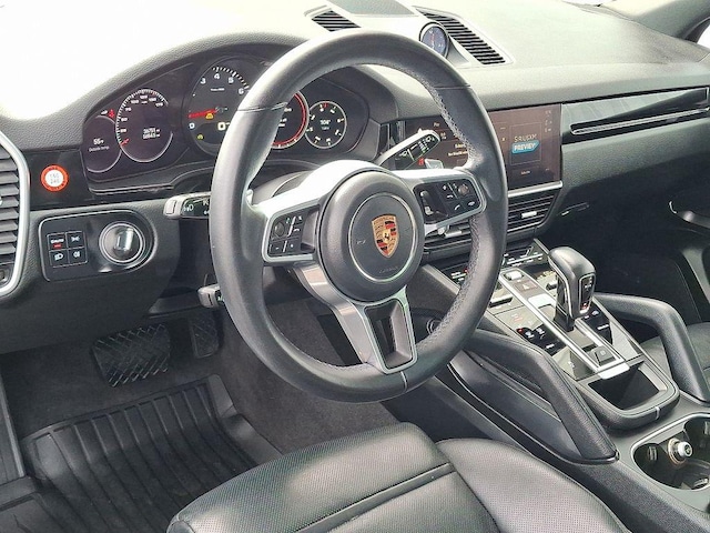 2023 Porsche Cayenne