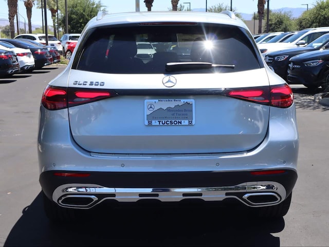 2026 Mercedes-Benz GLC 300
